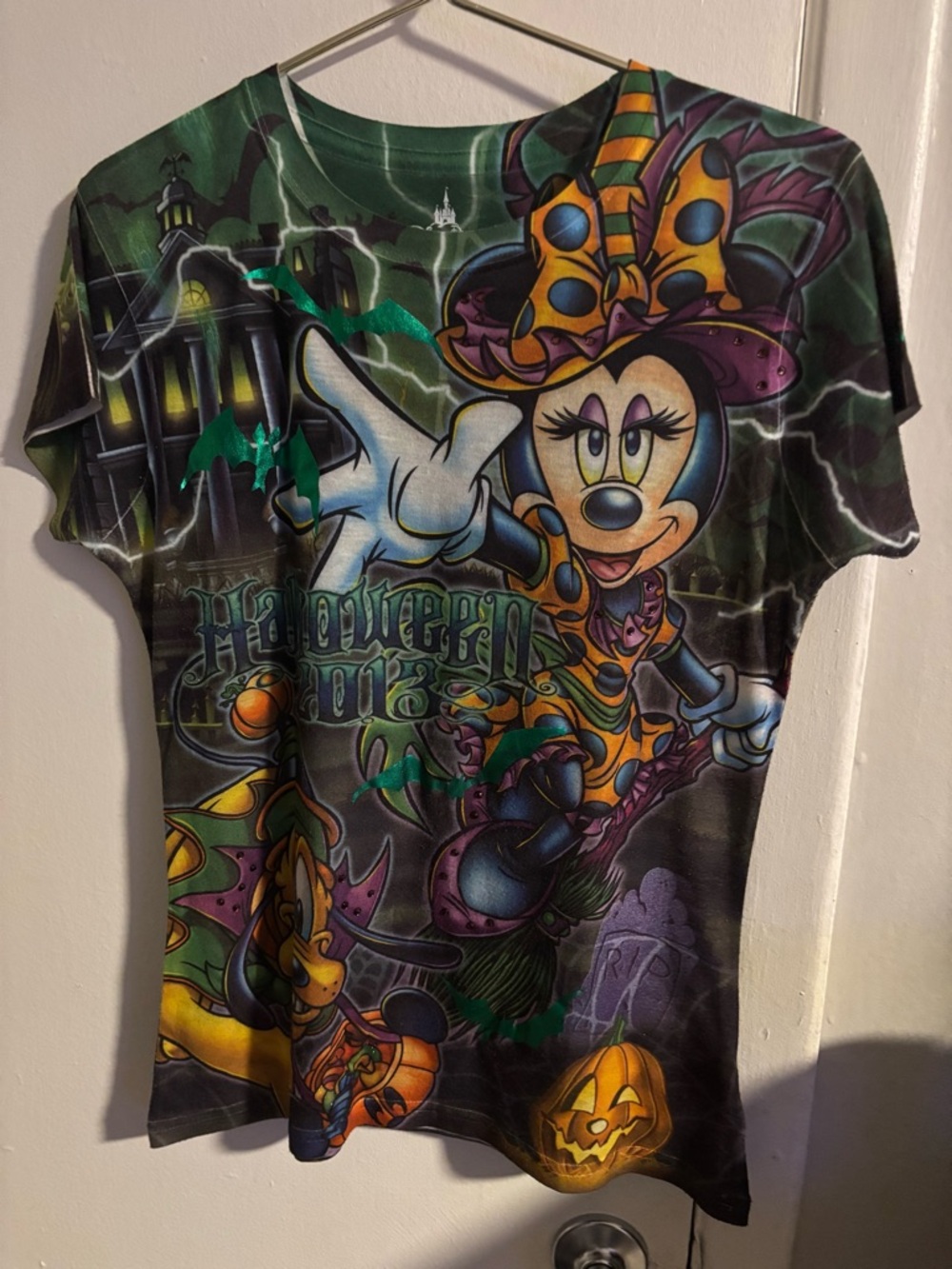 Disney Parks Halloween Minnie Mouse Haunted Mansion Graphic Tee
(939)